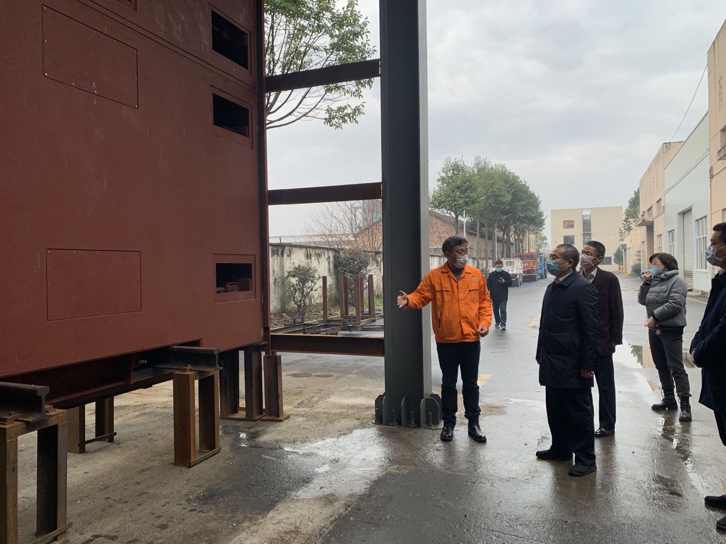 西湖區(qū)區(qū)委書(shū)記來(lái)我公司檢查指導(dǎo)疫情防控工作 